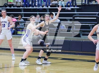 Thumbnail 1 in Richland Springs vs. Huckabay (UIL Basketball 1A Region 3 Final) photogallery.