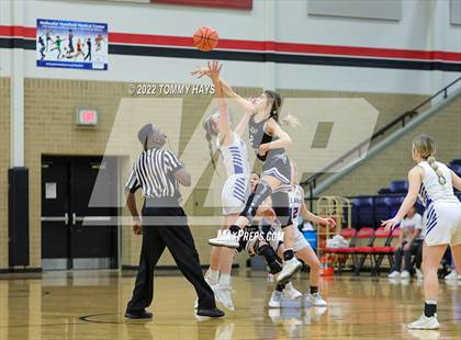 Thumbnail 1 in Richland Springs vs. Huckabay (UIL Basketball 1A Region 3 Final) photogallery.