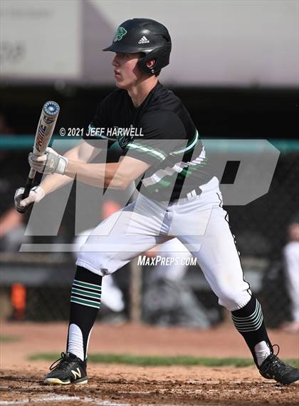 Thumbnail 1 in Washington vs. Mayfield (OHSAA D1 District Fiinal) photogallery.