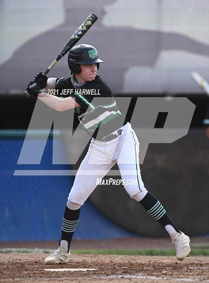 Thumbnail 3 in Washington vs. Mayfield (OHSAA D1 District Fiinal) photogallery.