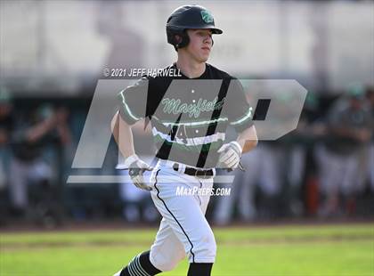 Thumbnail 3 in Washington vs. Mayfield (OHSAA D1 District Fiinal) photogallery.
