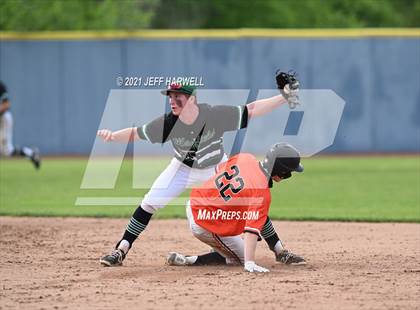 Thumbnail 1 in Washington vs. Mayfield (OHSAA D1 District Fiinal) photogallery.