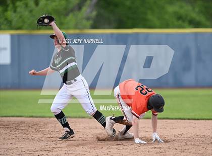 Thumbnail 1 in Washington vs. Mayfield (OHSAA D1 District Fiinal) photogallery.
