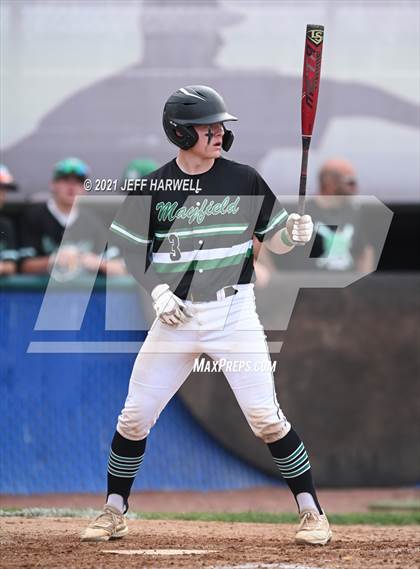 Thumbnail 2 in Washington vs. Mayfield (OHSAA D1 District Fiinal) photogallery.