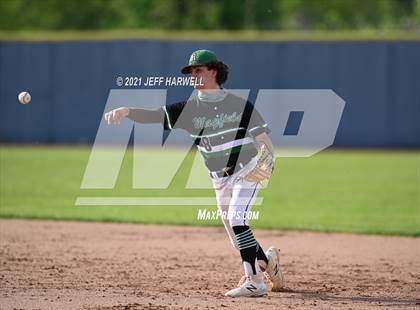 Thumbnail 2 in Washington vs. Mayfield (OHSAA D1 District Fiinal) photogallery.