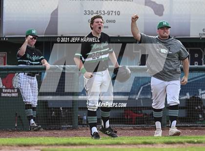 Thumbnail 2 in Washington vs. Mayfield (OHSAA D1 District Fiinal) photogallery.