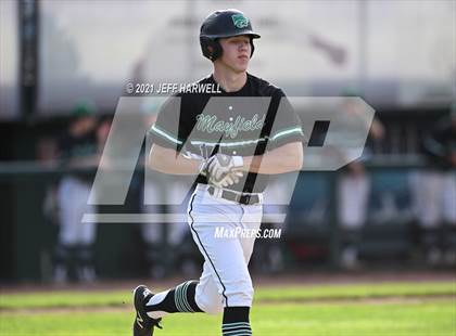 Thumbnail 1 in Washington vs. Mayfield (OHSAA D1 District Fiinal) photogallery.