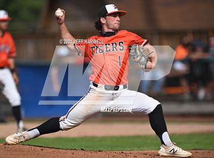 Thumbnail 1 in Washington vs. Mayfield (OHSAA D1 District Fiinal) photogallery.