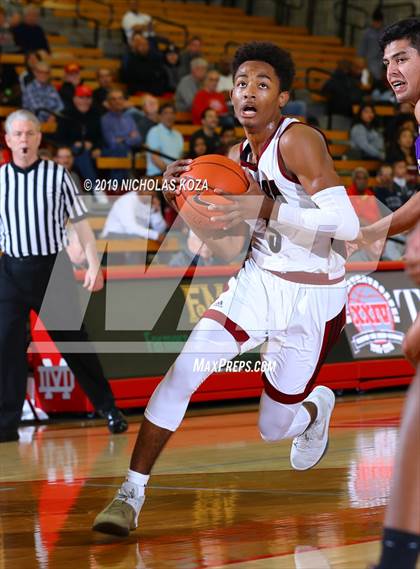 Thumbnail 2 in St. Augustine vs. JSerra Catholic (Nike Extravaganza) photogallery.