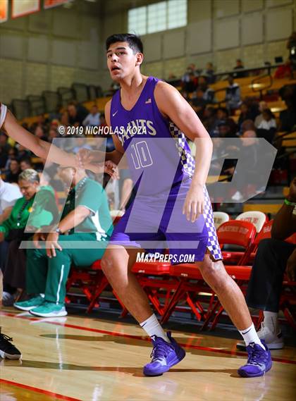 Thumbnail 2 in St. Augustine vs. JSerra Catholic (Nike Extravaganza) photogallery.