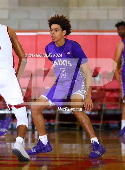 Thumbnail 1 in St. Augustine vs. JSerra Catholic (Nike Extravaganza) photogallery.