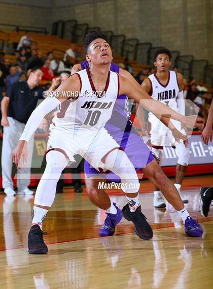 Thumbnail 2 in St. Augustine vs. JSerra Catholic (Nike Extravaganza) photogallery.
