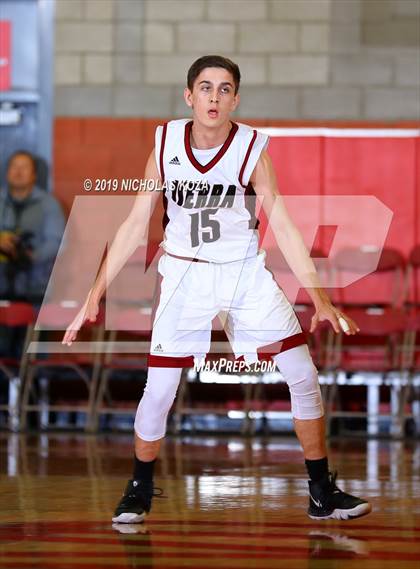 Thumbnail 3 in St. Augustine vs. JSerra Catholic (Nike Extravaganza) photogallery.