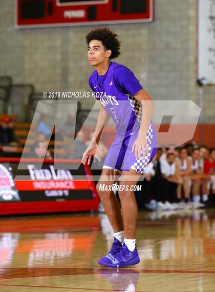 Thumbnail 3 in St. Augustine vs. JSerra Catholic (Nike Extravaganza) photogallery.