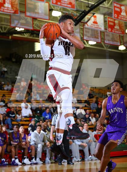 Thumbnail 3 in St. Augustine vs. JSerra Catholic (Nike Extravaganza) photogallery.