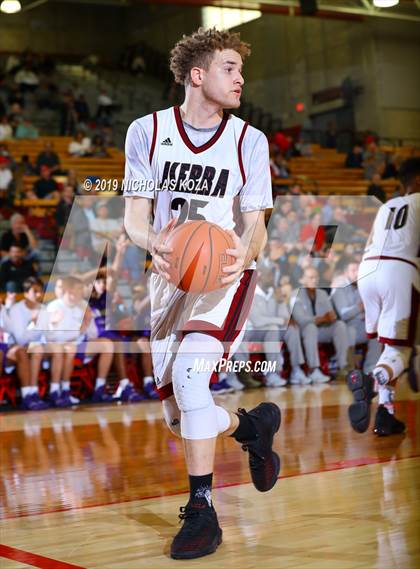 Thumbnail 3 in St. Augustine vs. JSerra Catholic (Nike Extravaganza) photogallery.