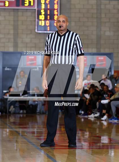 Thumbnail 3 in St. Augustine vs. JSerra Catholic (Nike Extravaganza) photogallery.