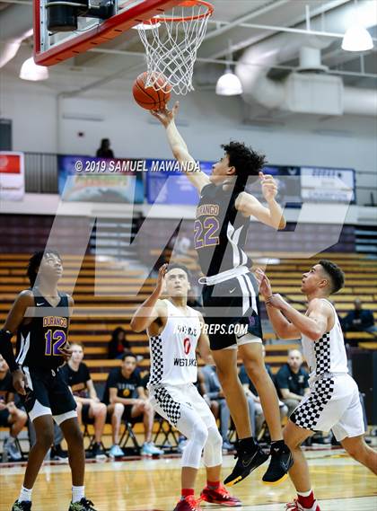 Thumbnail 3 in Harvard-Westlake vs. Durango (SoCal Vegas Showdown) photogallery.