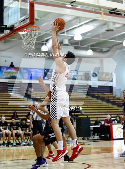 Thumbnail 2 in Harvard-Westlake vs. Durango (SoCal Vegas Showdown) photogallery.