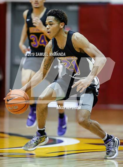 Thumbnail 3 in Harvard-Westlake vs. Durango (SoCal Vegas Showdown) photogallery.