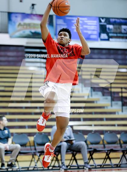 Thumbnail 2 in Harvard-Westlake vs. Durango (SoCal Vegas Showdown) photogallery.