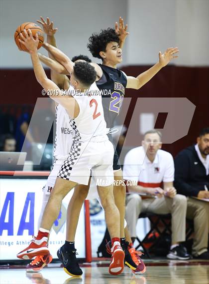 Thumbnail 2 in Harvard-Westlake vs. Durango (SoCal Vegas Showdown) photogallery.