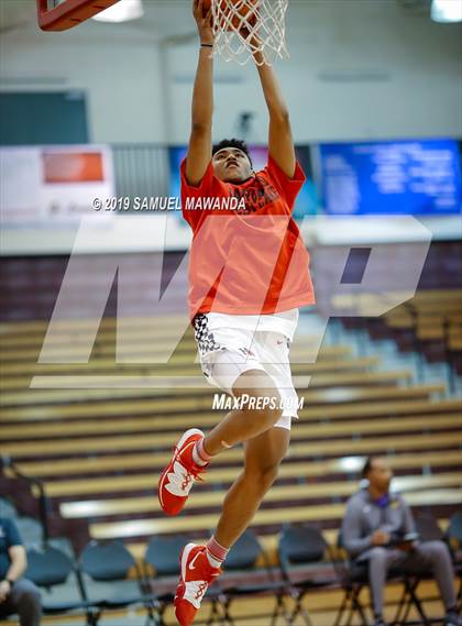 Thumbnail 2 in Harvard-Westlake vs. Durango (SoCal Vegas Showdown) photogallery.