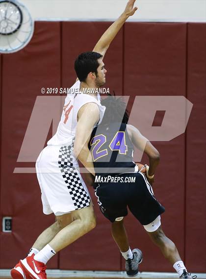Thumbnail 2 in Harvard-Westlake vs. Durango (SoCal Vegas Showdown) photogallery.
