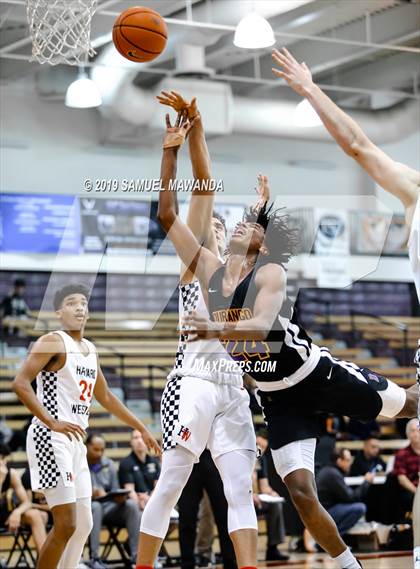 Thumbnail 2 in Harvard-Westlake vs. Durango (SoCal Vegas Showdown) photogallery.