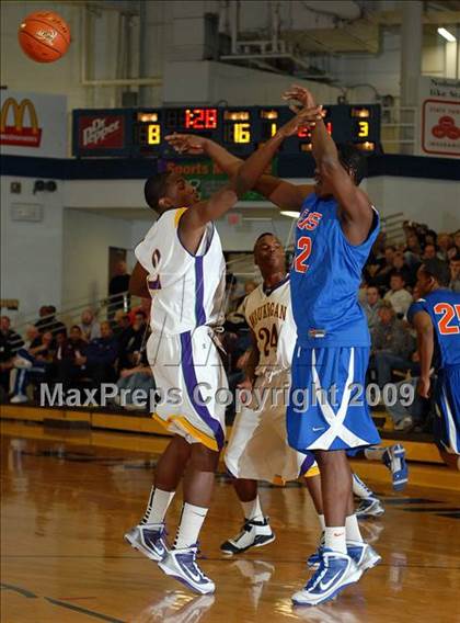 Thumbnail 1 in Columbia vs. Waukegan (Best of the Midwest Shootout) photogallery.