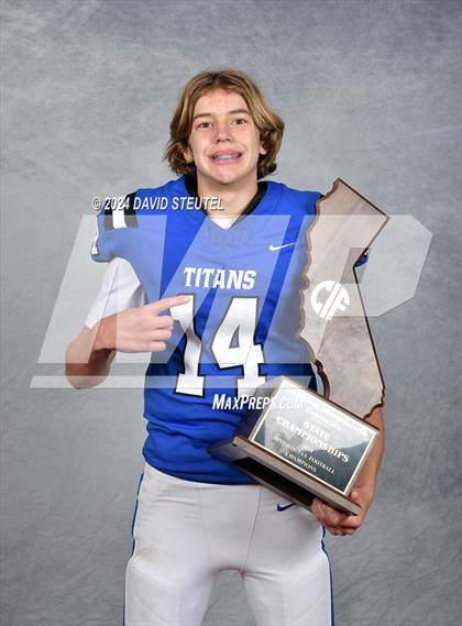 Thumbnail 2 in Frontier (CIF State Div. 3-AA Awards) photogallery.