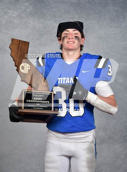 Thumbnail 2 in Frontier (CIF State Div. 3-AA Awards) photogallery.
