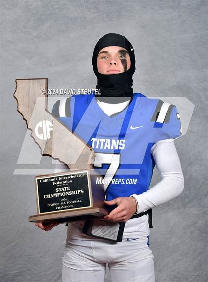 Thumbnail 1 in Frontier (CIF State Div. 3-AA Awards) photogallery.