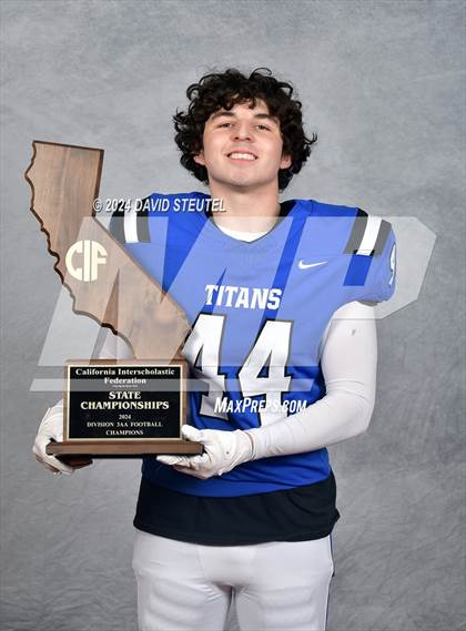 Thumbnail 1 in Frontier (CIF State Div. 3-AA Awards) photogallery.