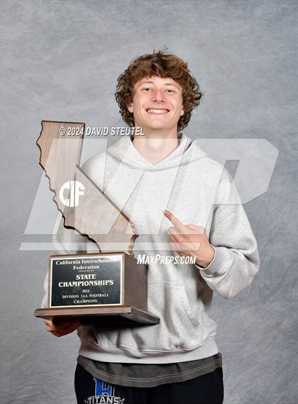Thumbnail 2 in Frontier (CIF State Div. 3-AA Awards) photogallery.
