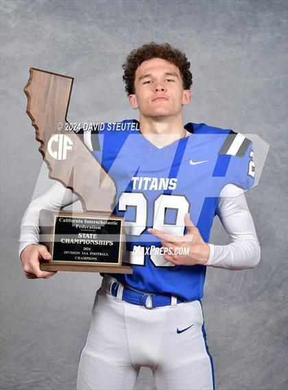 Thumbnail 3 in Frontier (CIF State Div. 3-AA Awards) photogallery.