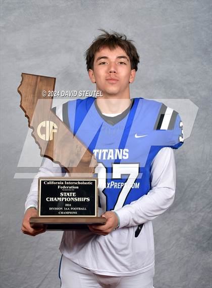 Thumbnail 2 in Frontier (CIF State Div. 3-AA Awards) photogallery.