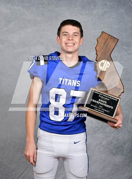 Thumbnail 1 in Frontier (CIF State Div. 3-AA Awards) photogallery.