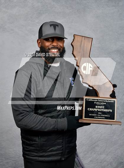 Thumbnail 2 in Frontier (CIF State Div. 3-AA Awards) photogallery.