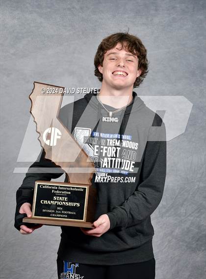 Thumbnail 1 in Frontier (CIF State Div. 3-AA Awards) photogallery.