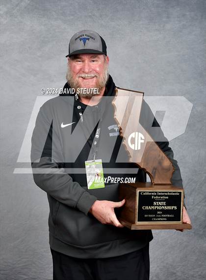 Thumbnail 1 in Frontier (CIF State Div. 3-AA Awards) photogallery.