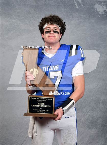 Thumbnail 3 in Frontier (CIF State Div. 3-AA Awards) photogallery.