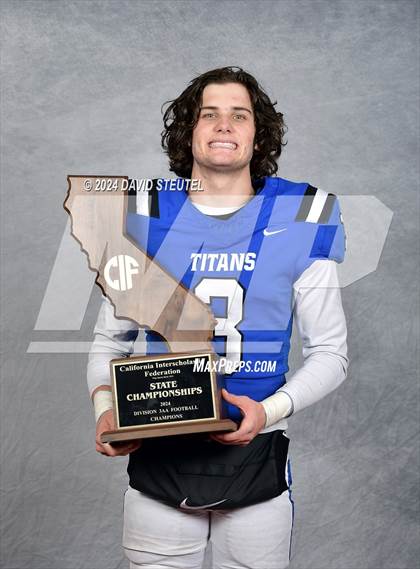 Thumbnail 2 in Frontier (CIF State Div. 3-AA Awards) photogallery.
