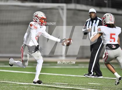 Thumbnail 1 in Judson vs. Vandegrift (UIL 6A D2 Area Playoff) photogallery.