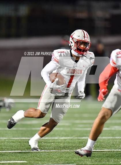 Thumbnail 2 in Judson vs. Vandegrift (UIL 6A D2 Area Playoff) photogallery.