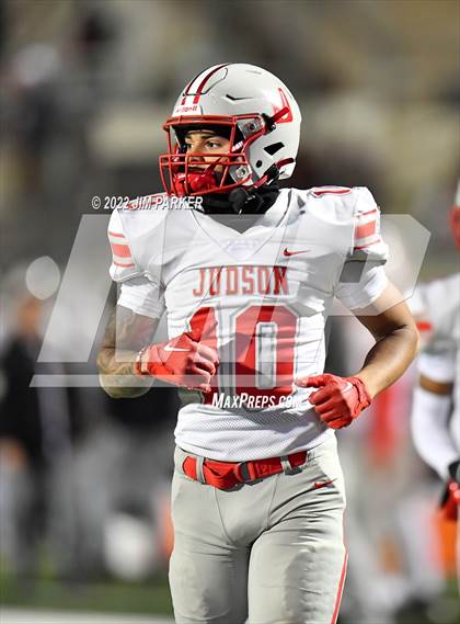 Thumbnail 2 in Judson vs. Vandegrift (UIL 6A D2 Area Playoff) photogallery.