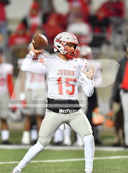 Thumbnail 1 in Judson vs. Vandegrift (UIL 6A D2 Area Playoff) photogallery.