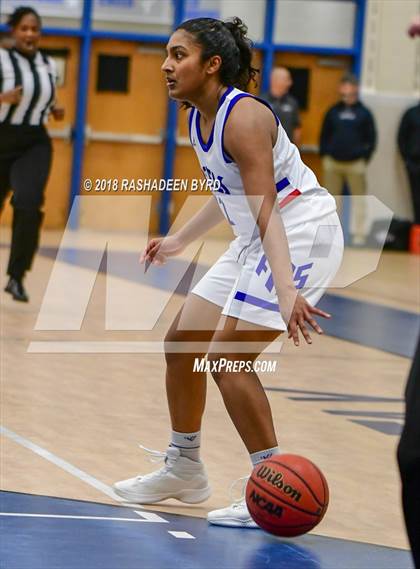 Thumbnail 3 in Fairfax @ Mason (Rebel Round Ball Classic) photogallery.