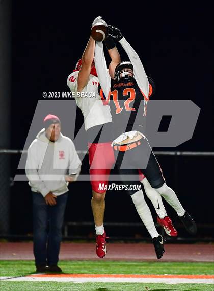 Thumbnail 3 in Tyngsborough vs Uxbridge (MIAA D7 Quarterfinal) photogallery.