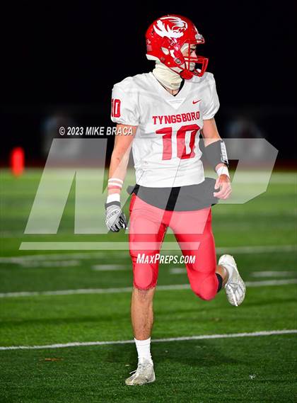 Thumbnail 3 in Tyngsborough vs Uxbridge (MIAA D7 Quarterfinal) photogallery.
